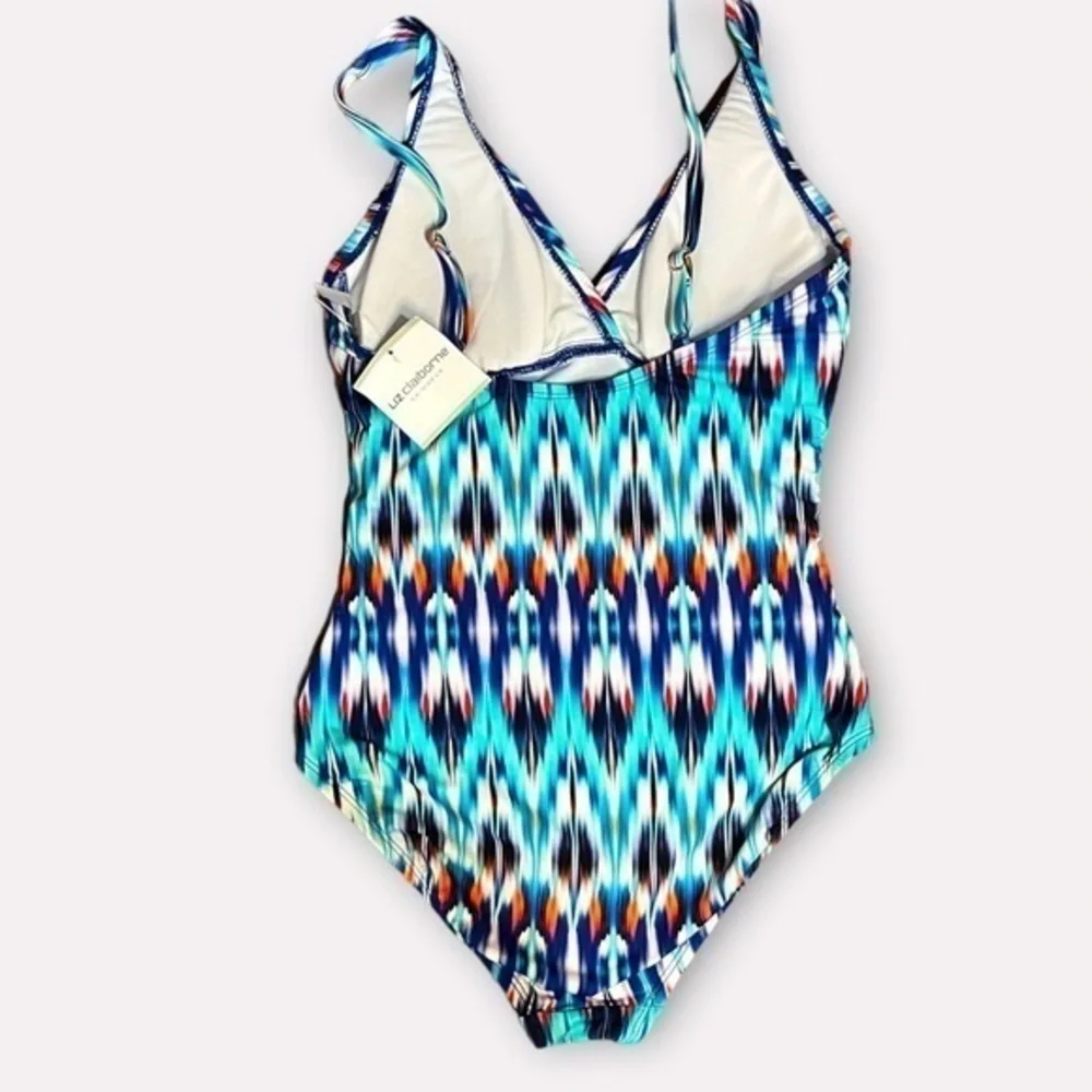 NWT Liz Claiborne Swimsuit Ruched Multi Color Lightly Padded Top Size 6